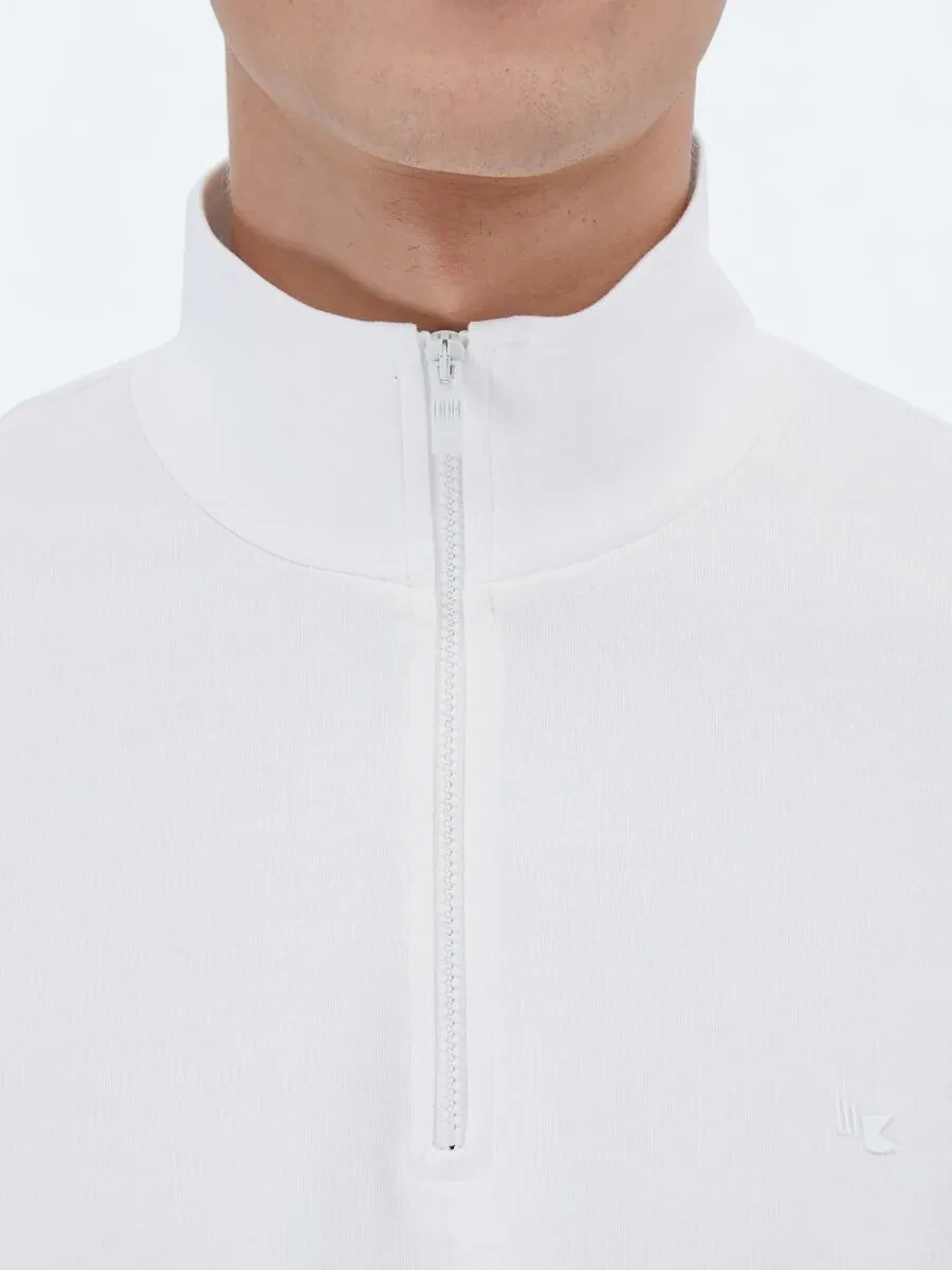 Ecru Turtleneck Sweatshirt - 4