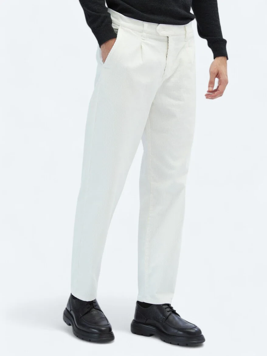 Ecru Weaving Loose Fit Casual Cotton Blended Trousers - 3
