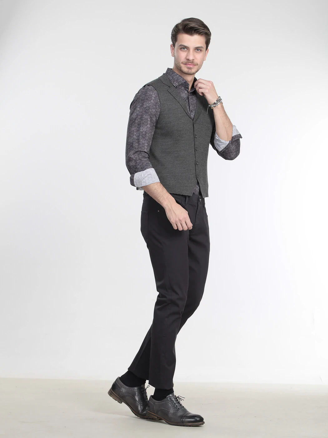 Grey Knit Vest - 3