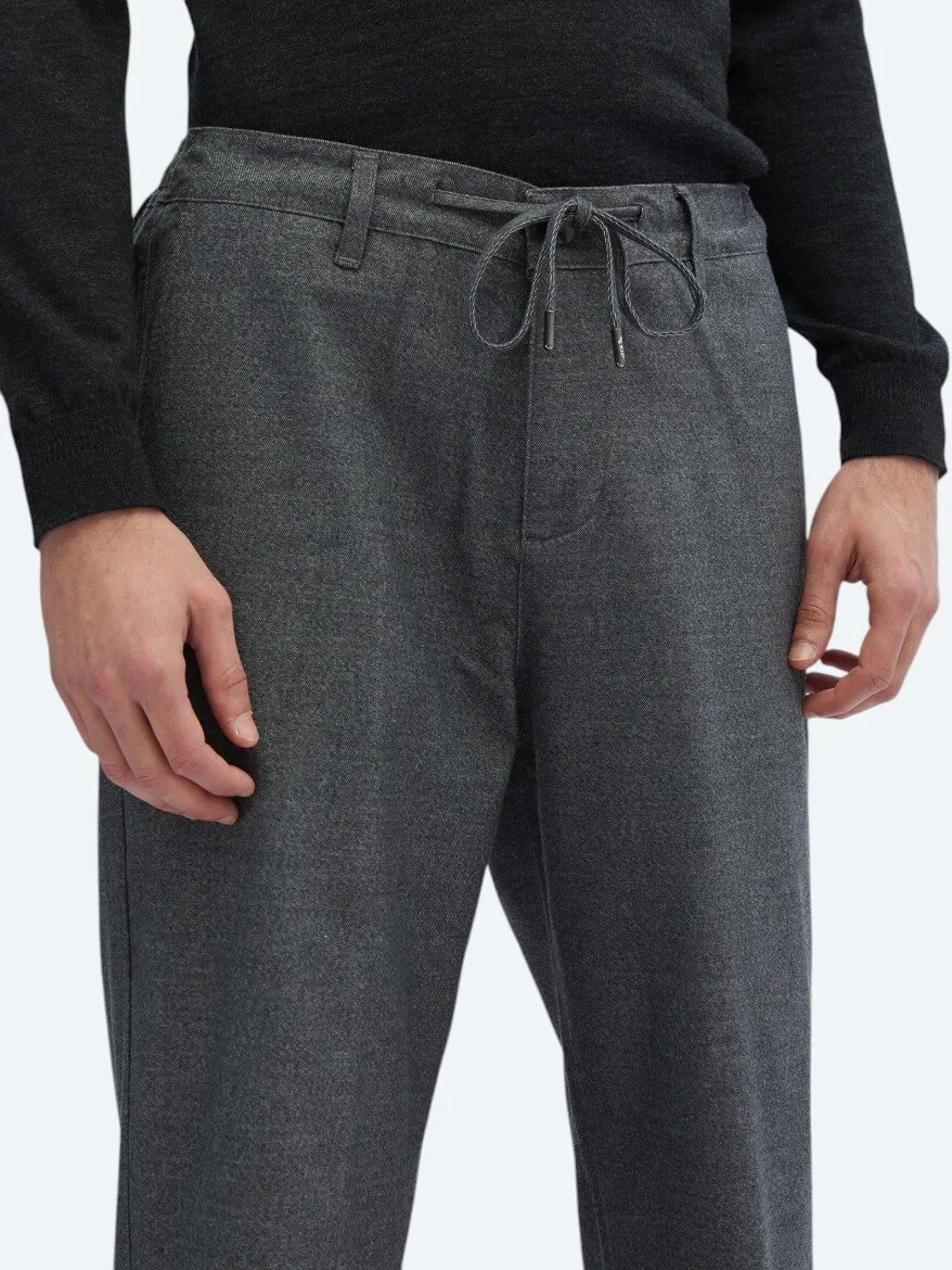 Grey Weaving Jogging Fit Casual Cotton Blended Trousers - 4