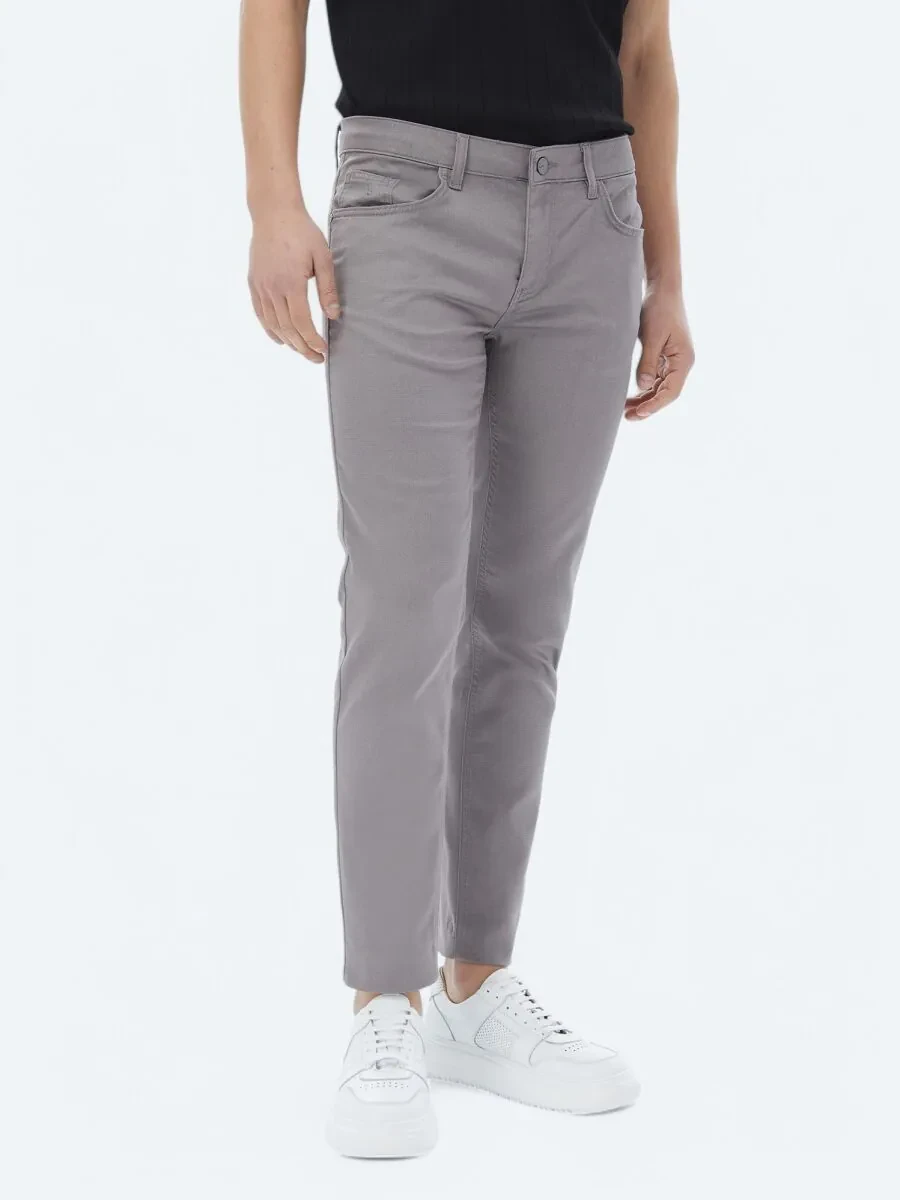Grey Weaving Slim Fit Casual Cotton Blended Trousers - 3