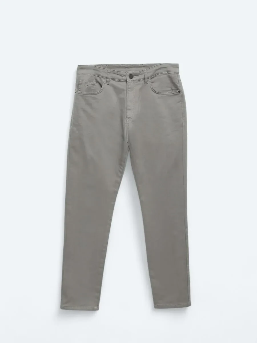 Grey Weaving Slim Fit Casual Cotton Blended Trousers - 5