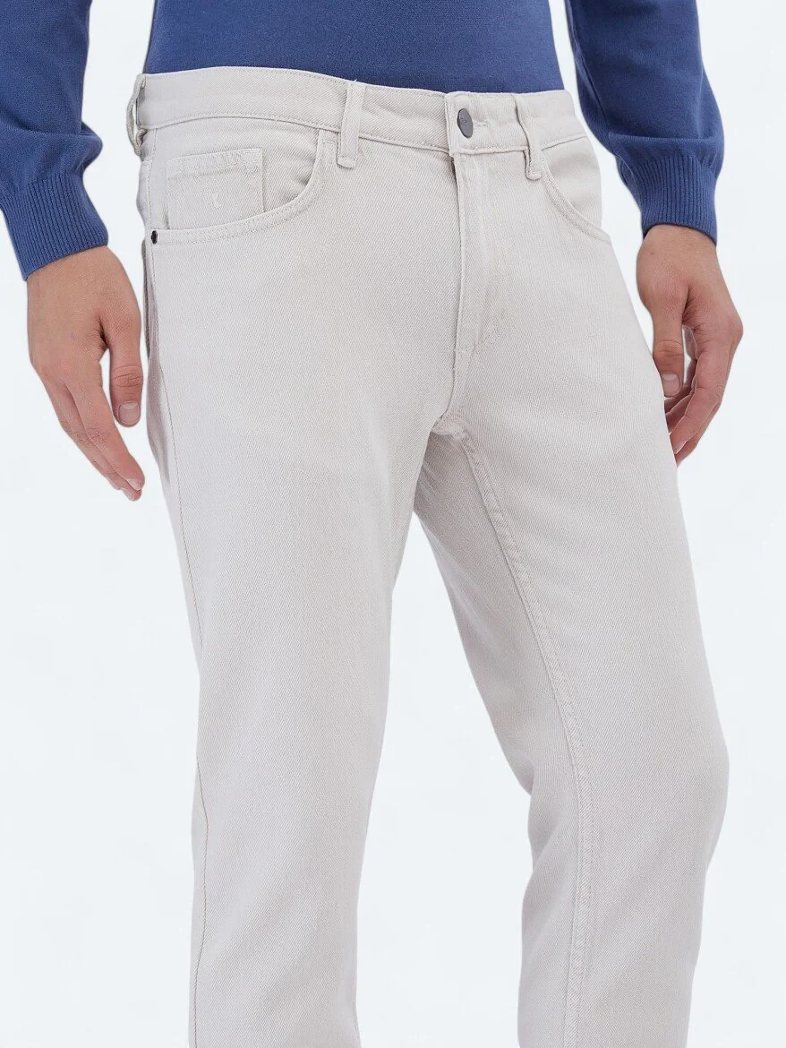Grey Weaving Slim Fit Casual Cotton Blended Trousers 