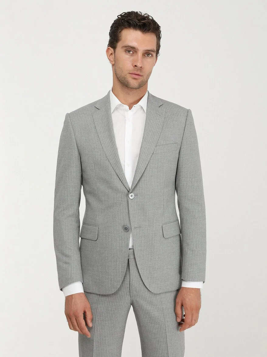 Gri Çizgili Modern Fit Takım Elbise - 1
