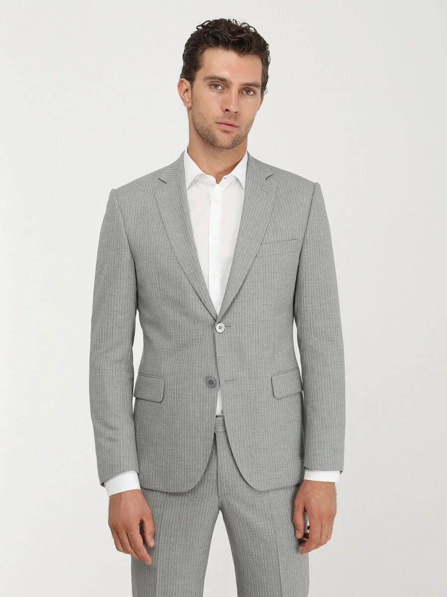 Gri Çizgili Modern Fit Takım Elbise - 1