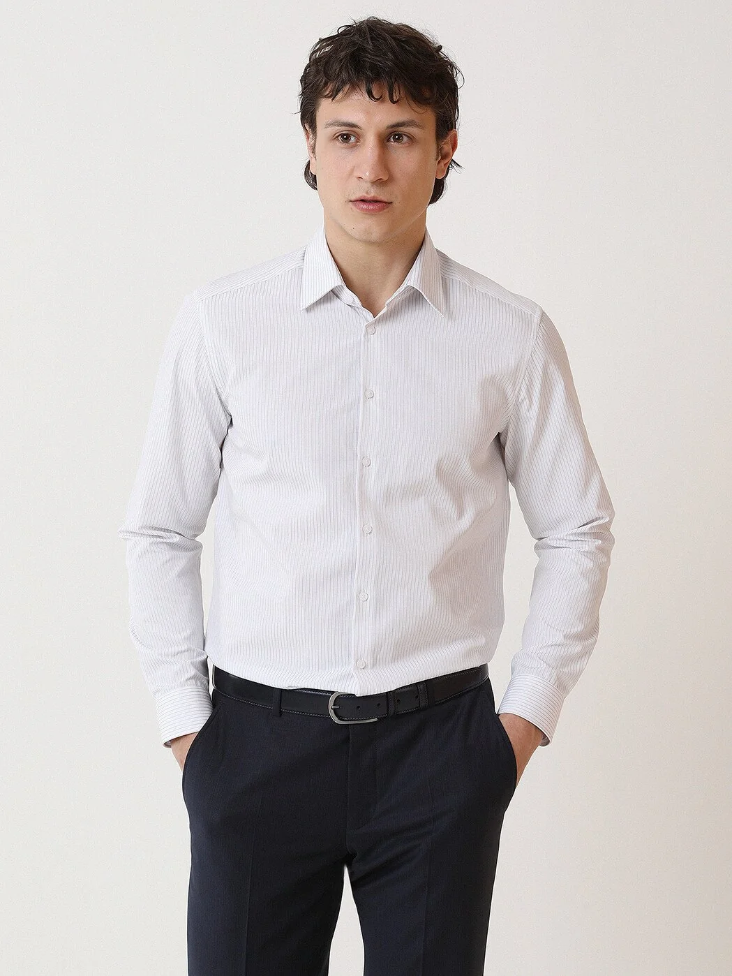 Gri Çizgili Regular Fit Dokuma Klasik Pamuk Karışımlı Gömlek - 1
