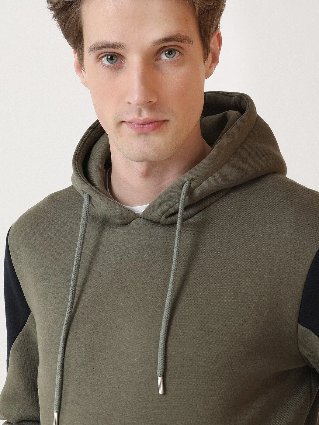Haki Kapüşonlu Düz Sweatshırt - 3