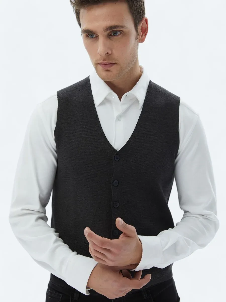 Hard Coal Knit Vest - 5