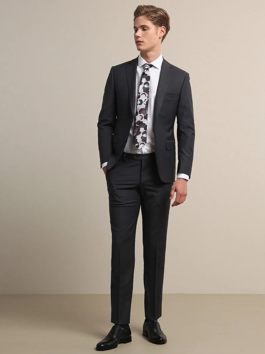 Hard Coal Modern Fit Wool Blended Suit - 3