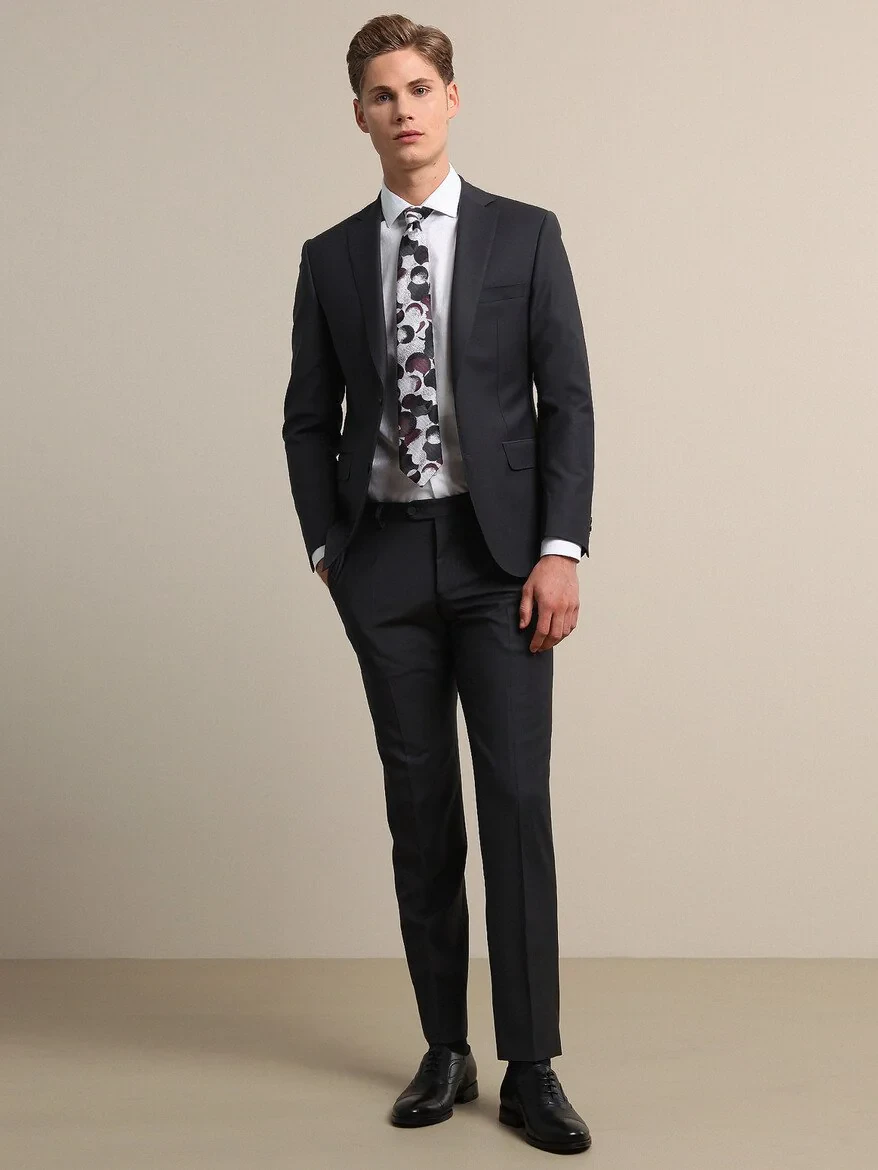 Hard Coal Modern Fit Wool Blended Suit - 4