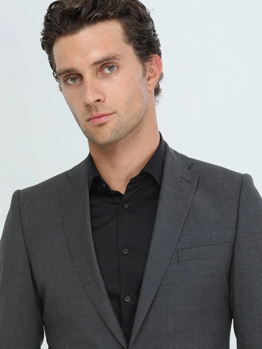 Hard Coal Plain Regular Fit Wool Blended Suit - 3