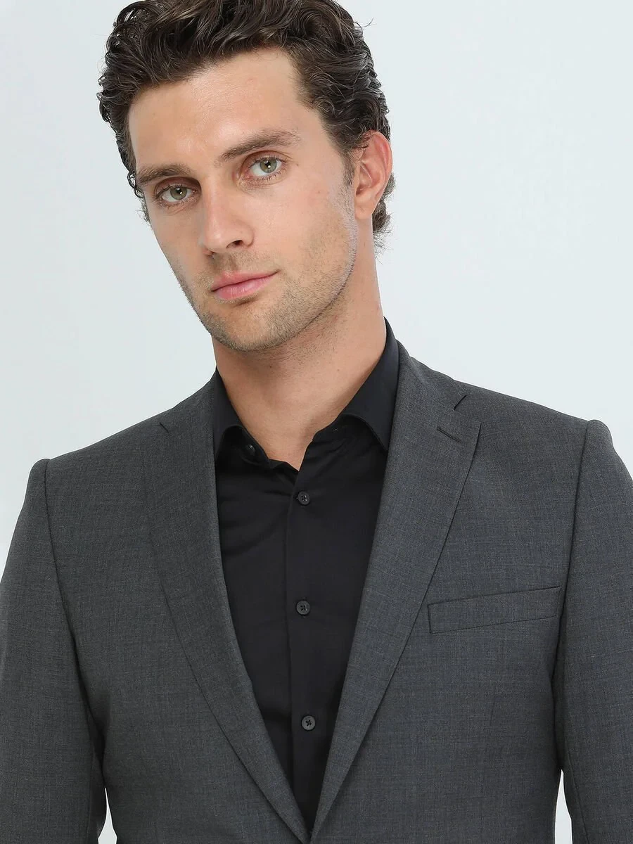 Hard Coal Plain Regular Fit Wool Blended Suit - 3
