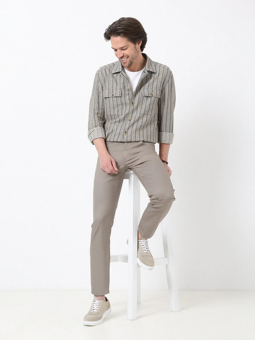 Khaki Weaving Regular Fit Casual Cotton Blended Trousers - 1