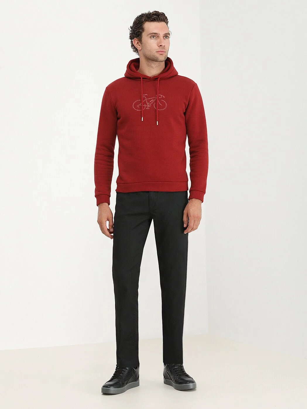 Kırmızı Kapüşonlu Baskılı Sweatshırt - 4