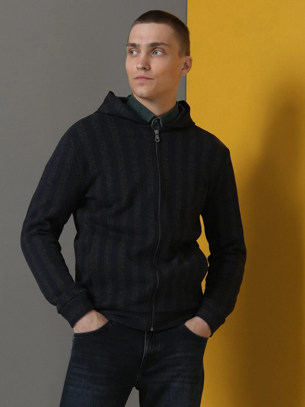Lacivert Kapüşonlu Desenli Sweatshırt - 2
