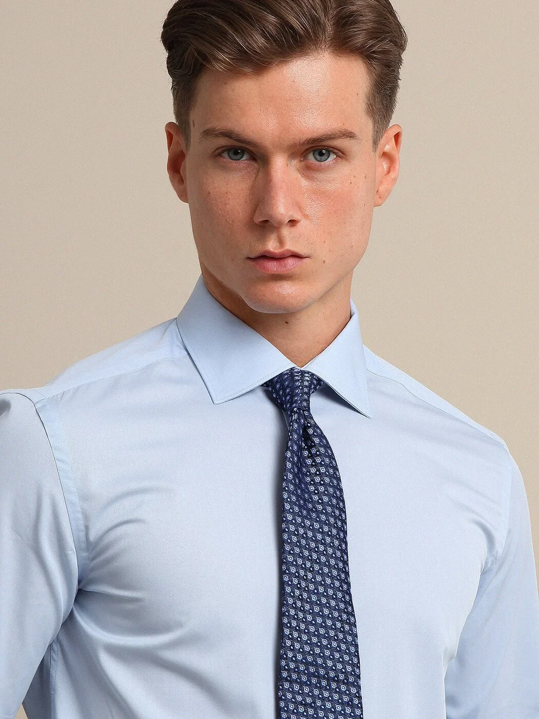 Light Blue Plain Regular Fit Weaving Classical 100% Cotton Shirt - 1