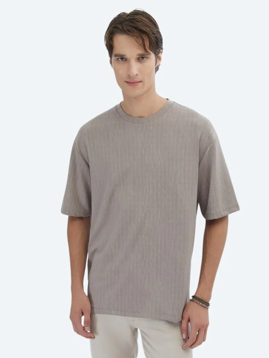 Mink Patterned Crew Neck T-Shirt - 1