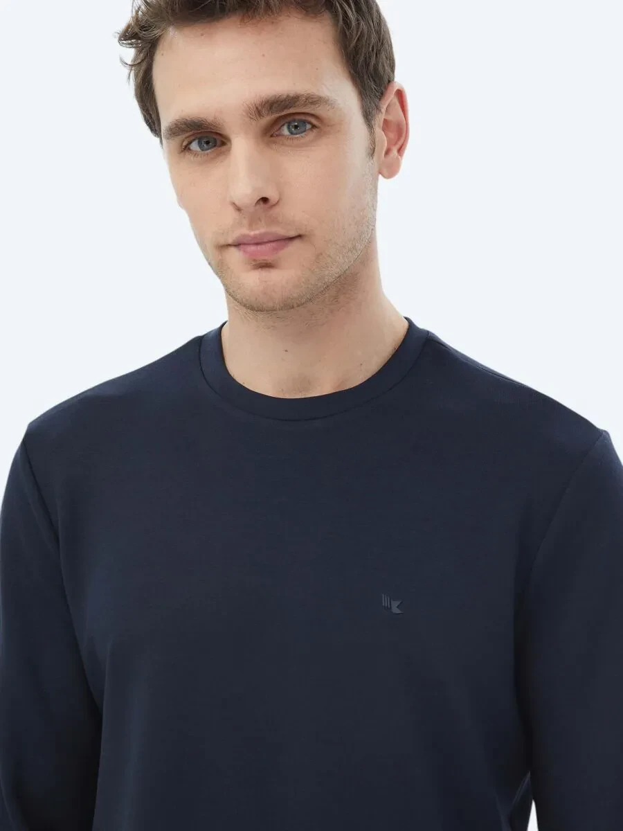 Navy Blue Crew Neck Printed Sweatshirt - 5
