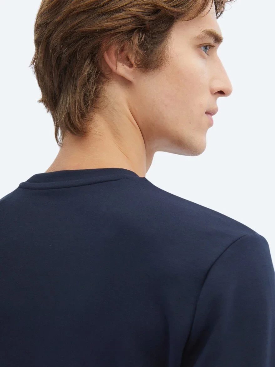 Navy Blue Crew Neck Sweatshirt 