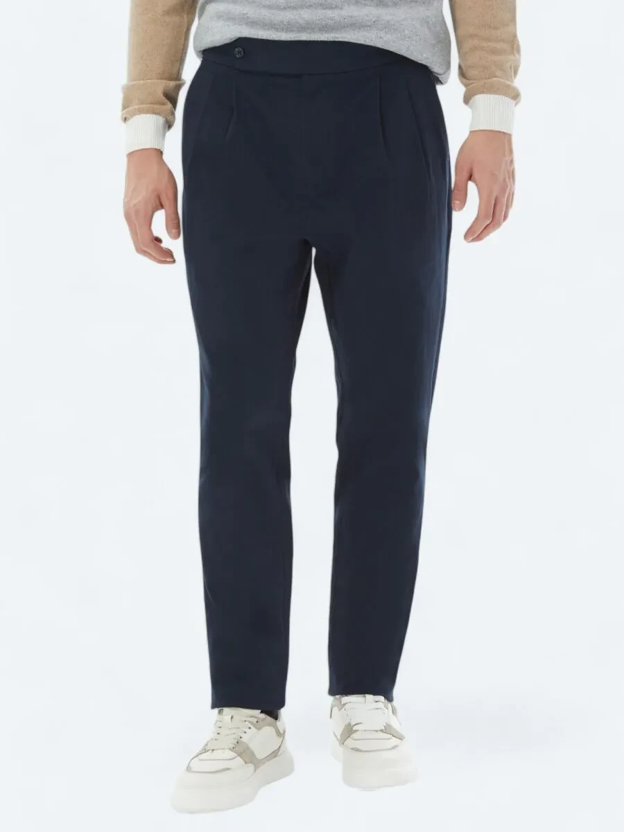 Navy Blue Weaving Carrot Fit Casual Cotton Blended Trousers - 2