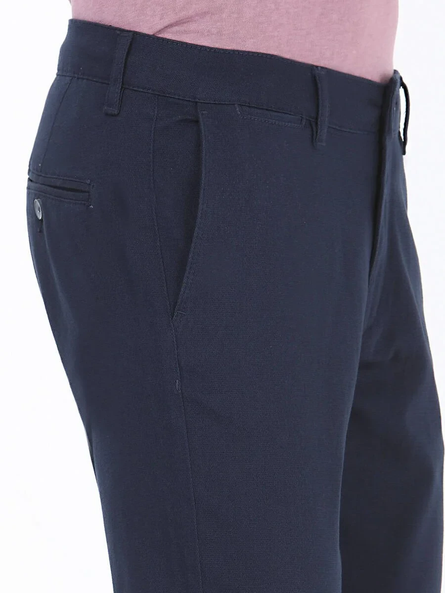 Navy Blue Weaving Regular Fit Casual Cotton Blended Trousers - 3