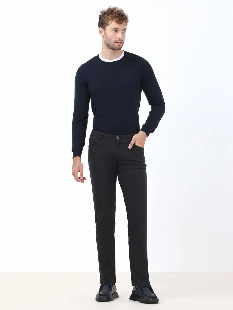 Navy Blue Weaving Slim Fit Casual Cotton Blended Trousers - 3