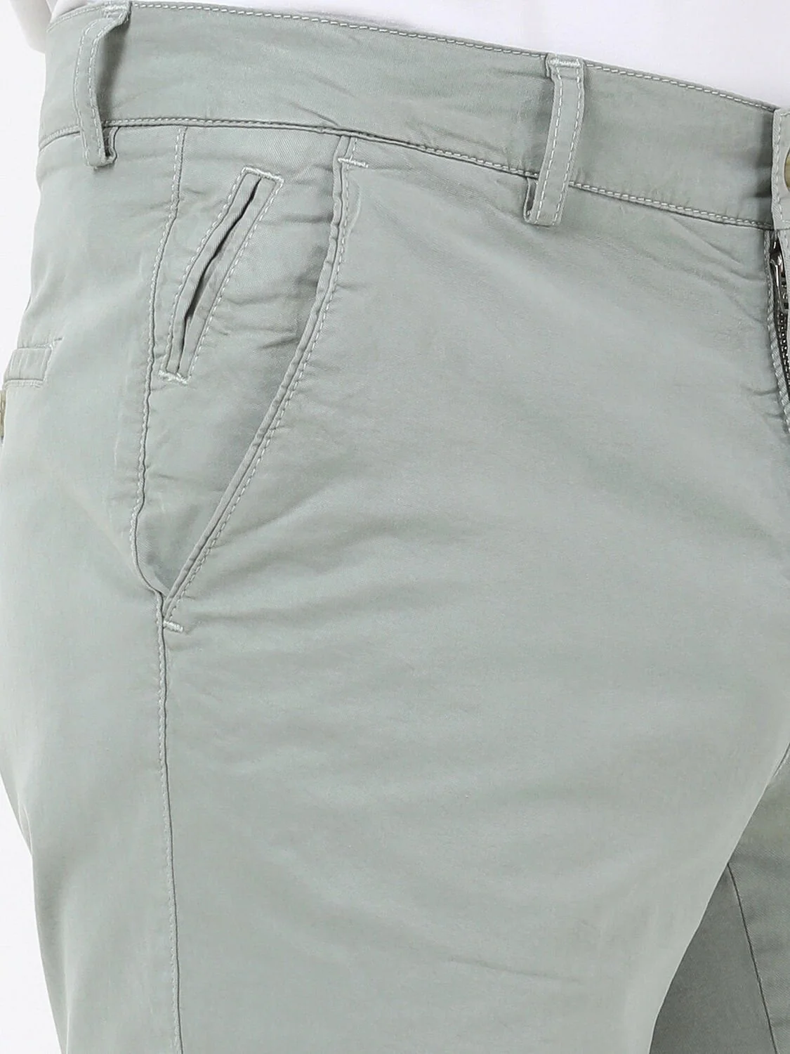 Nil Yeşili Düz Dokuma Slim Fit Casual Pamuk Karışımlı Bermuda - 3