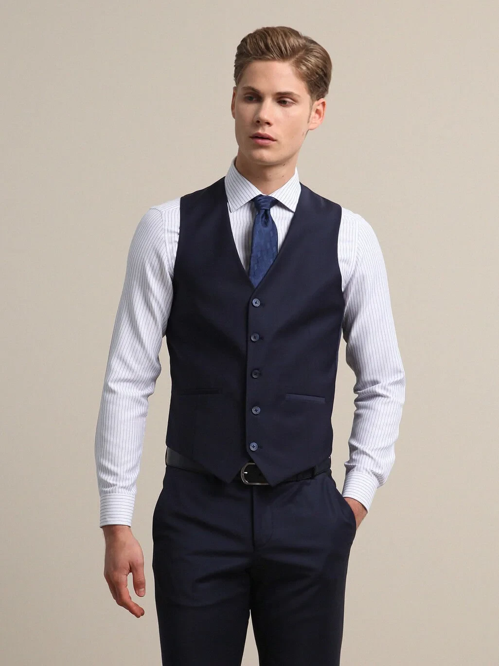 Saks Plain Classical Waistcoat - 3