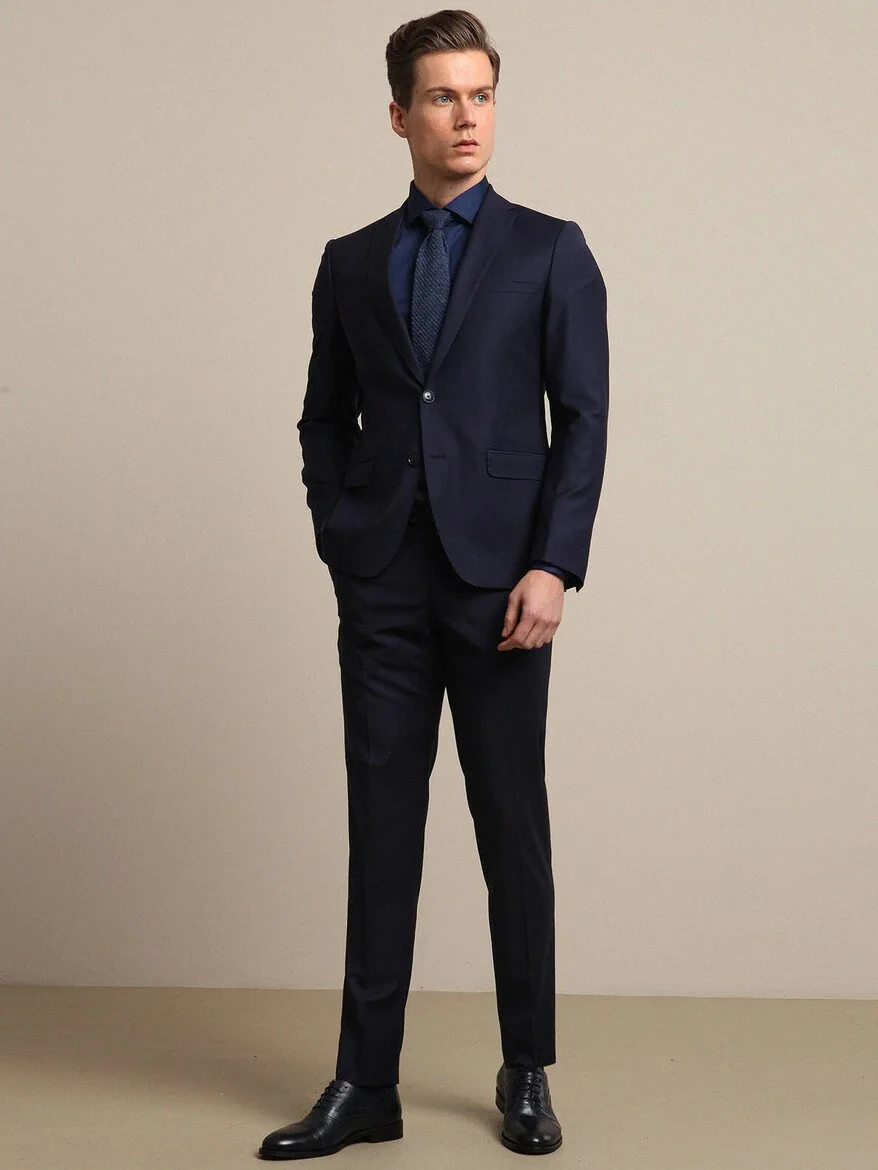 Saks Slim Fit Wool Blended Suit - 3