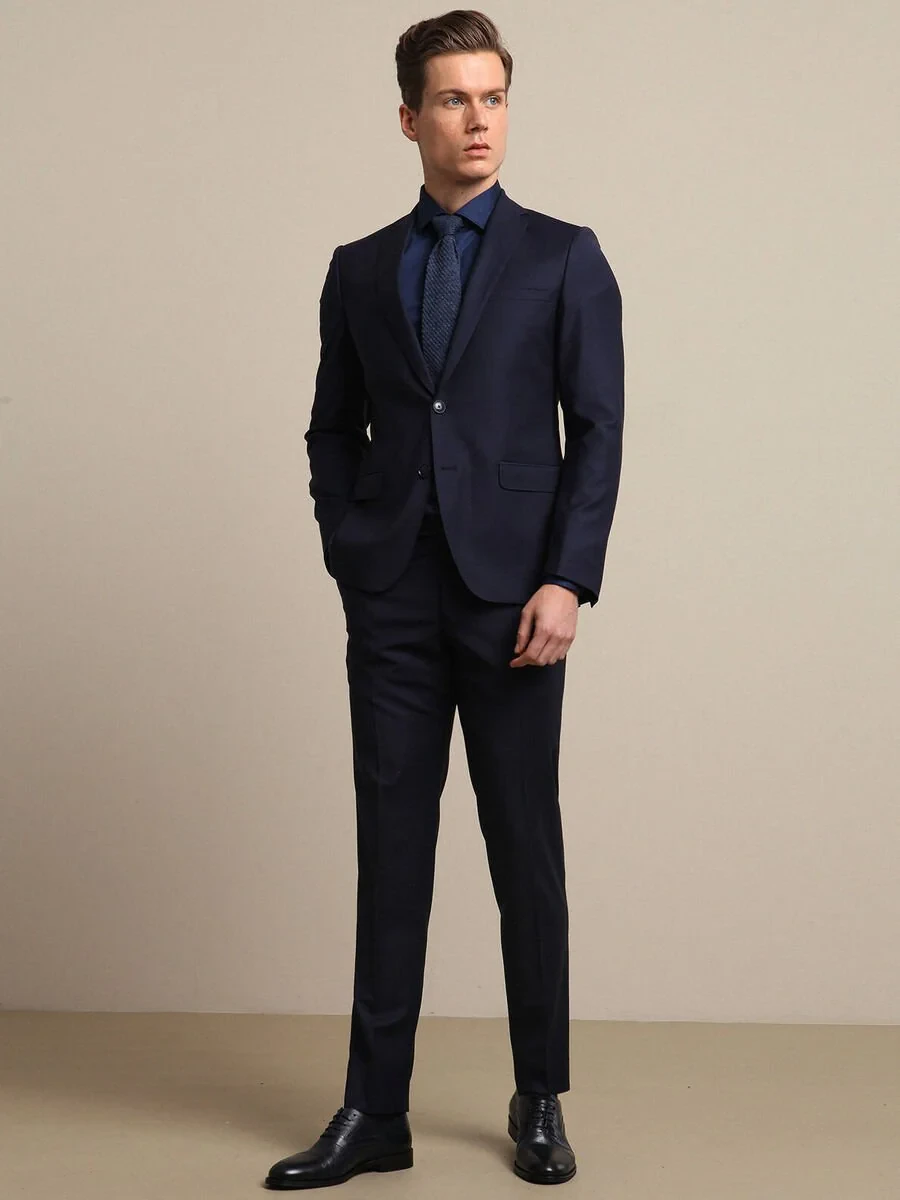 Saks Slim Fit Wool Blended Suit - 3