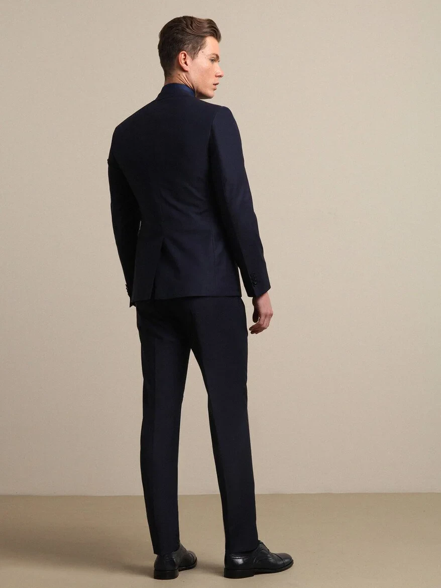 Saks Slim Fit Wool Blended Suit - 4