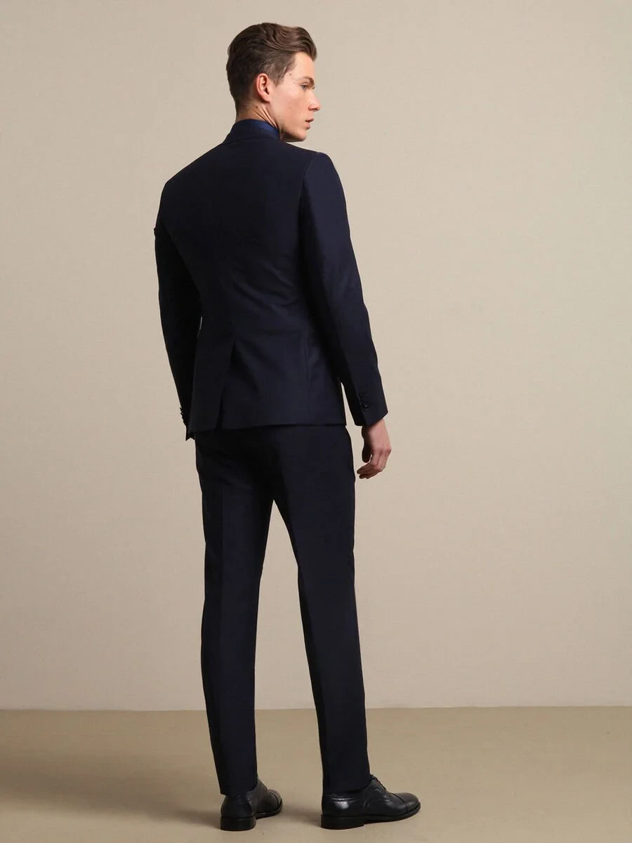 Saks Slim Fit Wool Blended Suit - 4