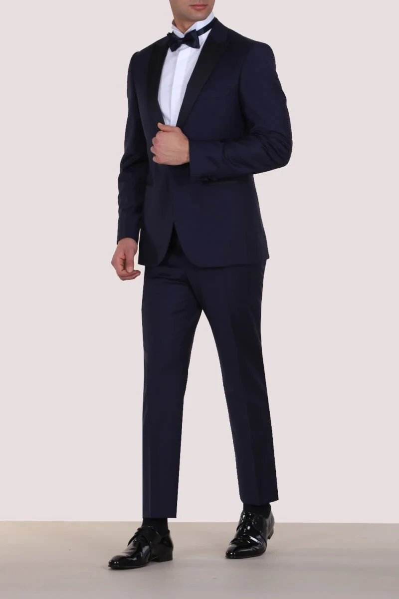 Saks Tuxedo - 4
