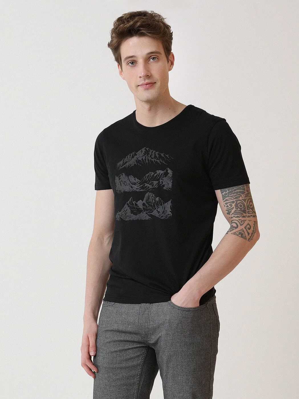 Siyah Baskılı Bisiklet Yaka %100 Pamuk T-Shirt - 2