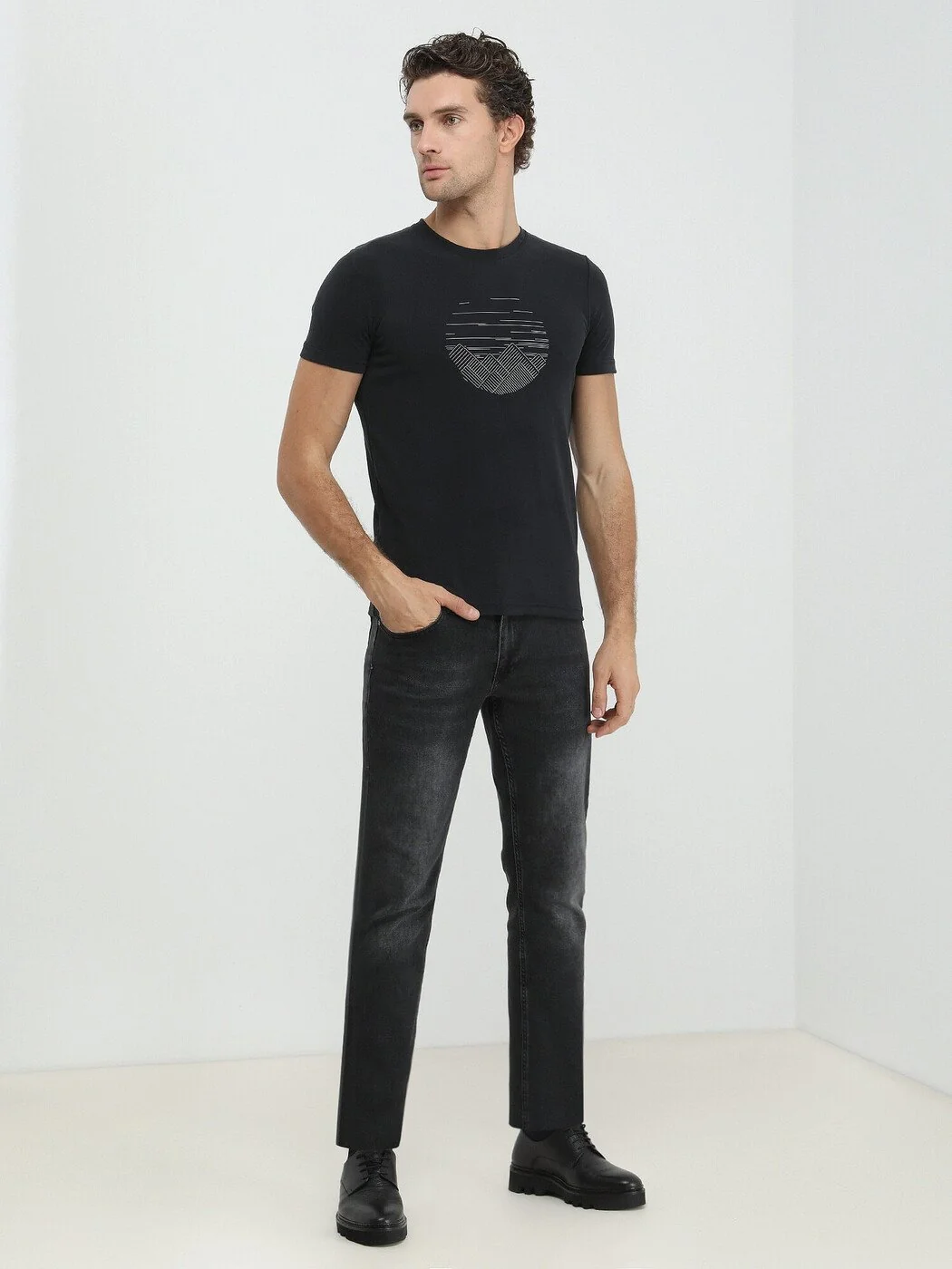 Siyah Baskılı Bisiklet Yaka T-Shirt - 3