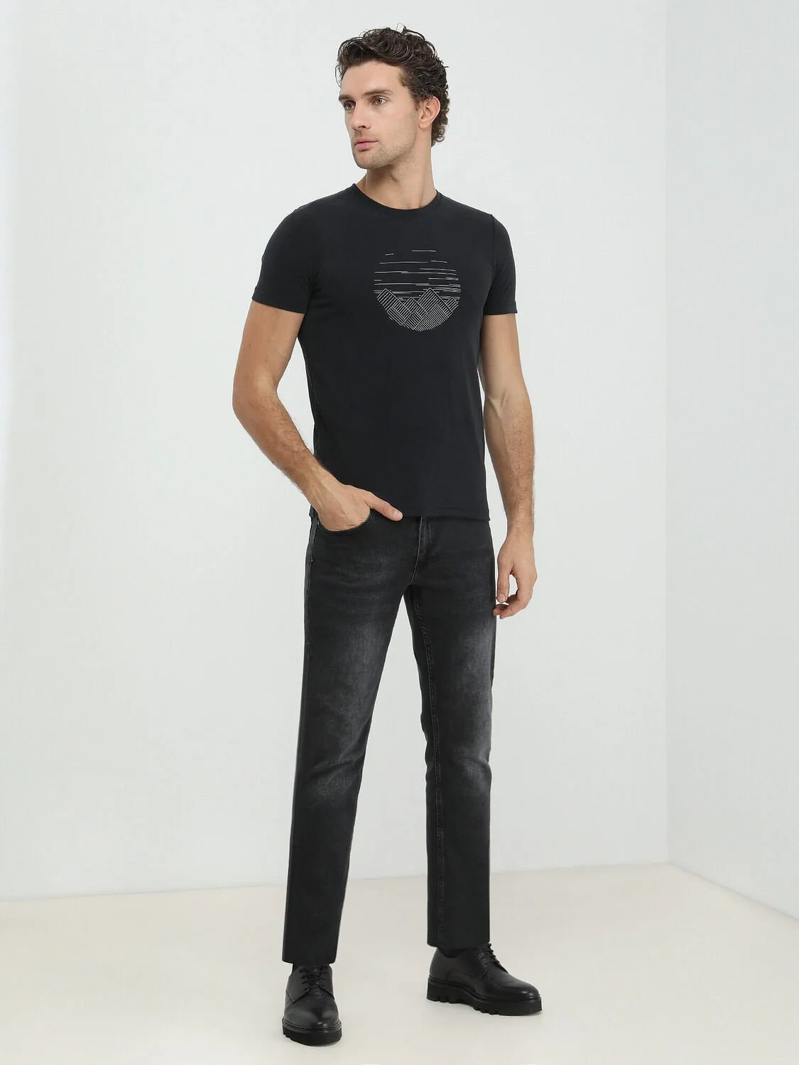 Siyah Baskılı Bisiklet Yaka T-Shirt - 3