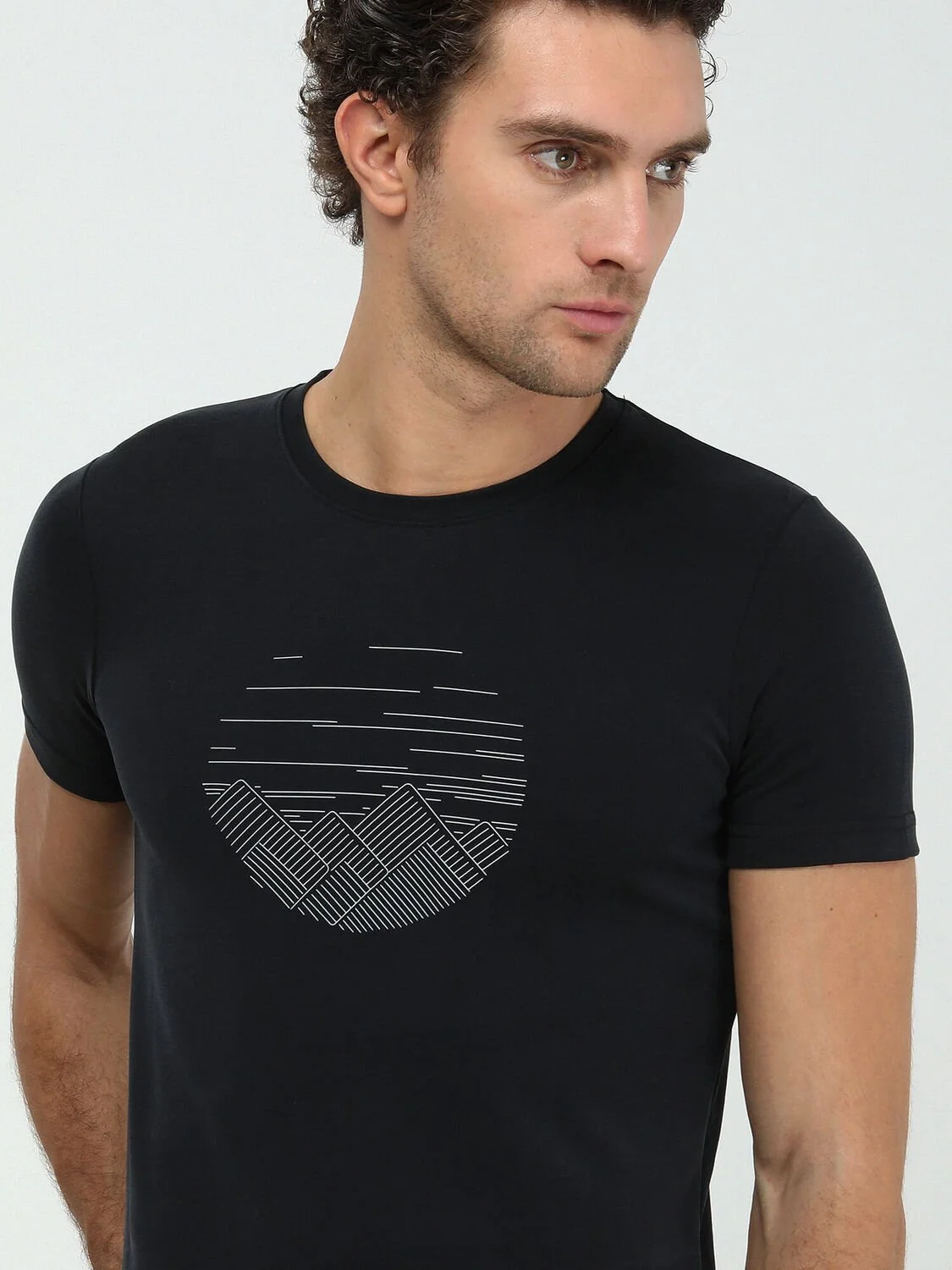 Siyah Baskılı Bisiklet Yaka T-Shirt - 4