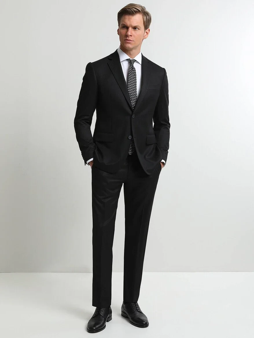 Siyah Çizgili Modern Fit Takım Elbise - 1