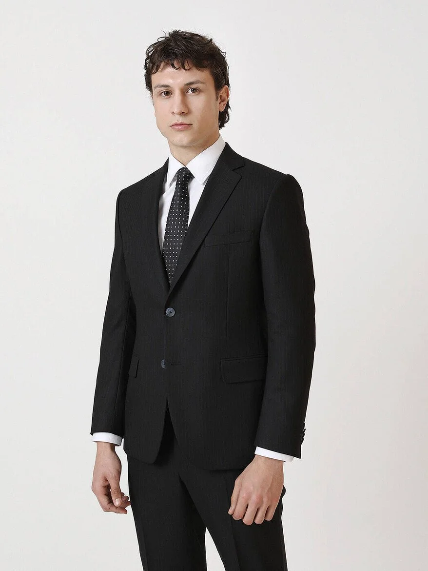 Siyah Çizgili Regular Fit Takım Elbise - 1