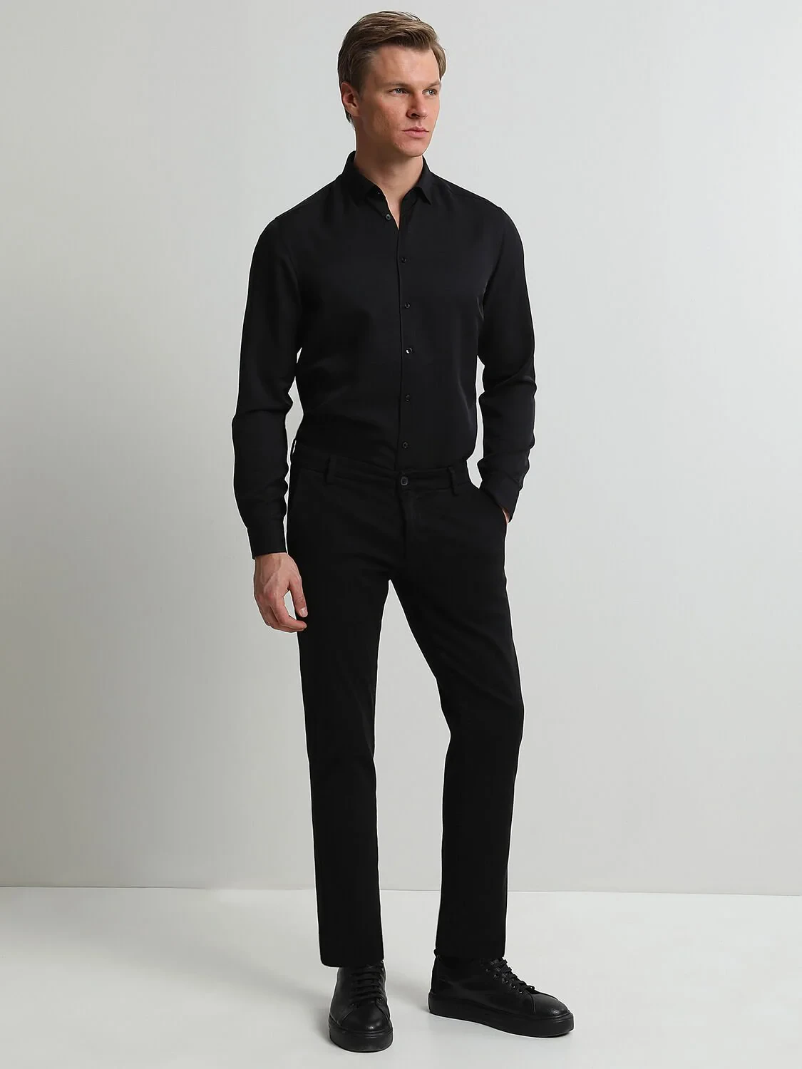 Siyah Dokuma Slim Fit Smart Casual Pamuk Karışımlı Pantolon - 2
