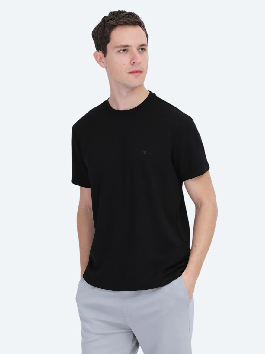Siyah Düz Bisiklet Yaka T-Shirt 