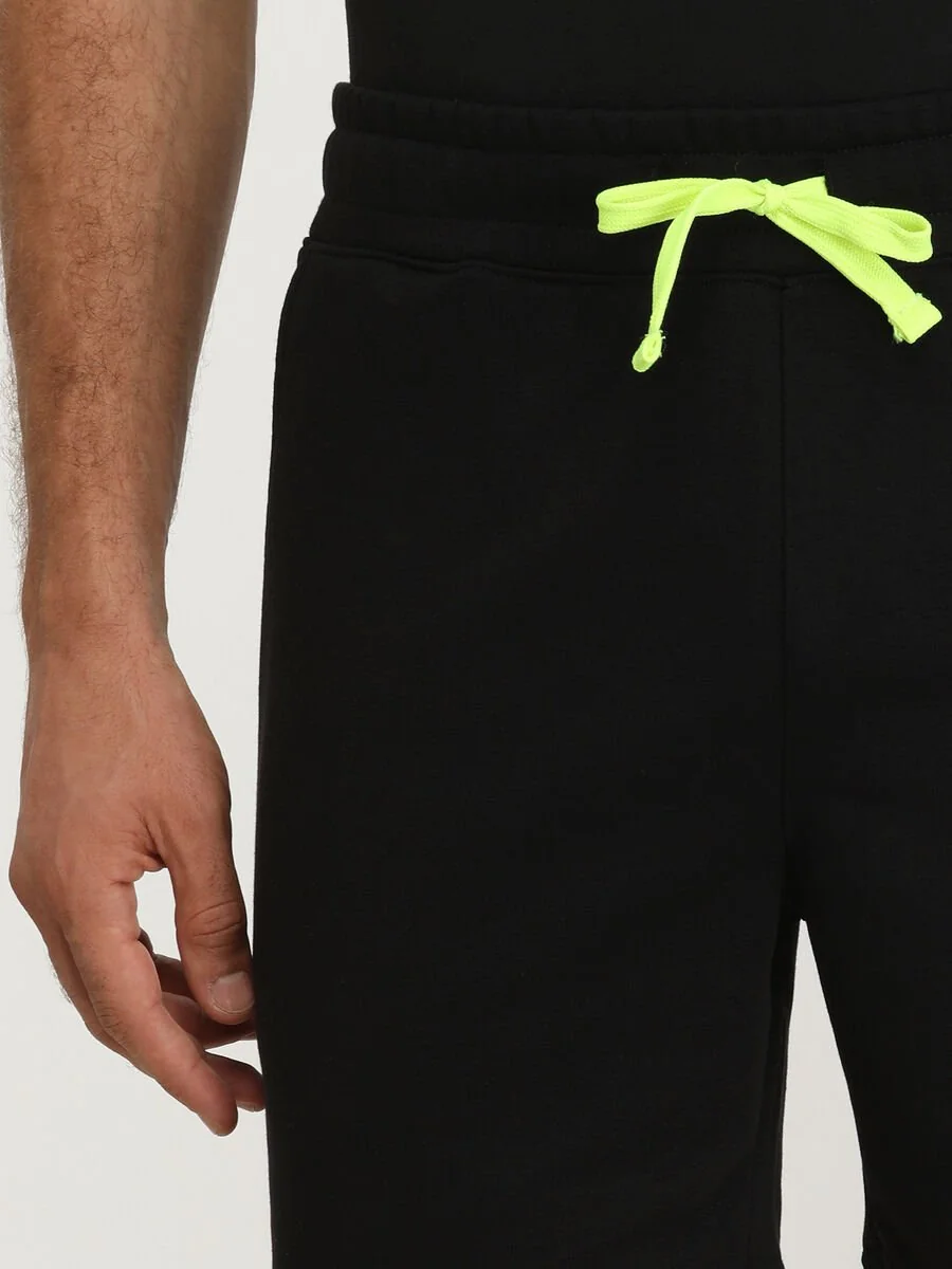Siyah Düz Örme Jogging Fit Spor Pamuk Karışımlı Bermuda - 3