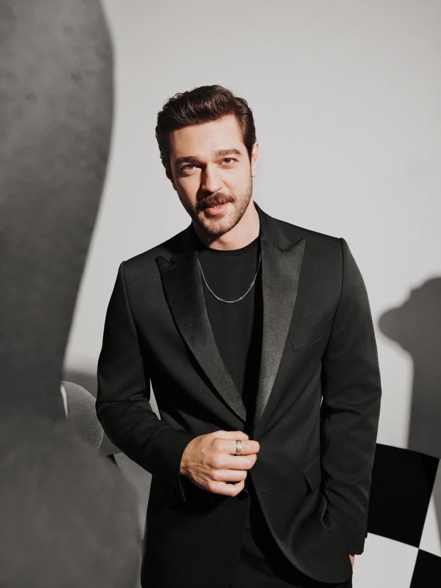 Siyah Düz Slim Fit Çıkarılabilir Kruvaze Yaka Dokuma Smokin Takım Elbise - 1