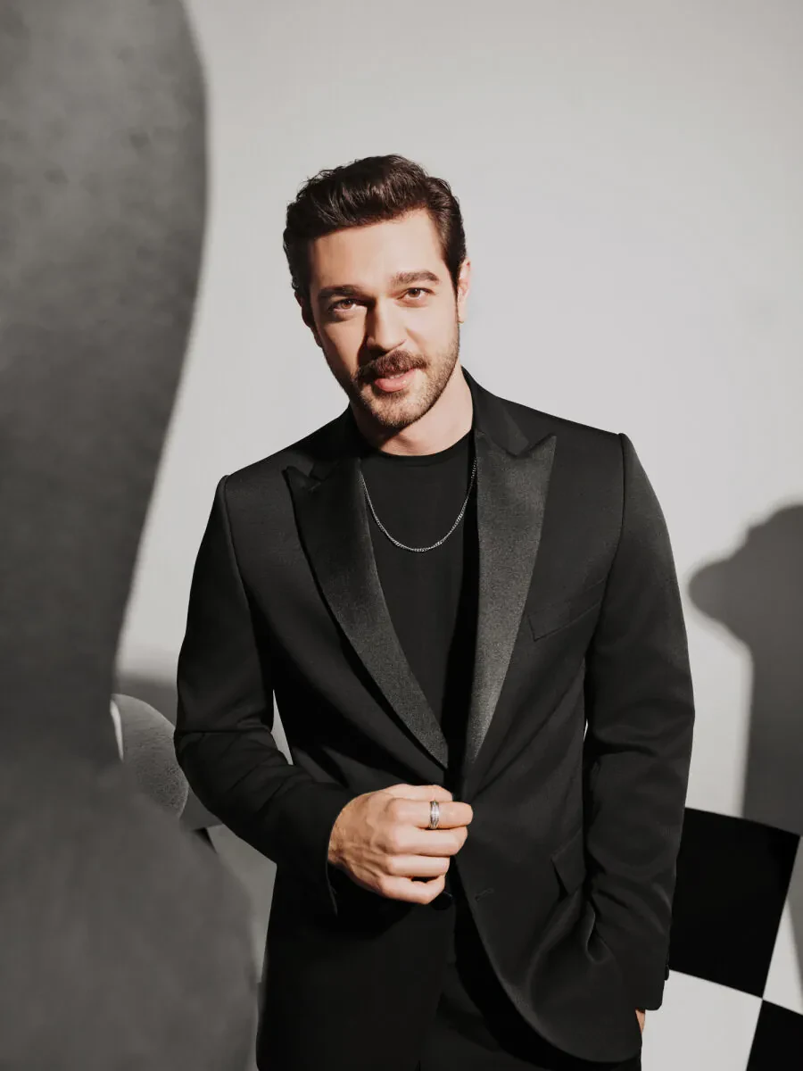 Siyah Düz Slim Fit Çıkarılabilir Kruvaze Yaka Dokuma Smokin Takım Elbise - 1
