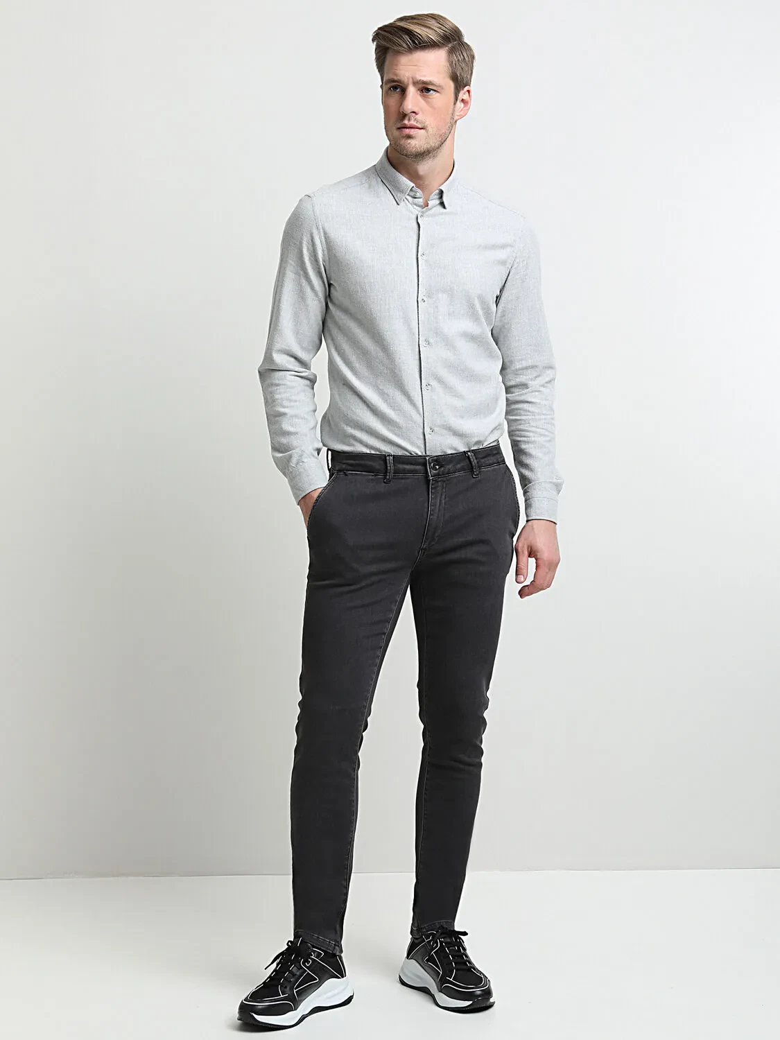 Siyah Slim Fit Denim Pamuk Karışımlı Pantolon - 1