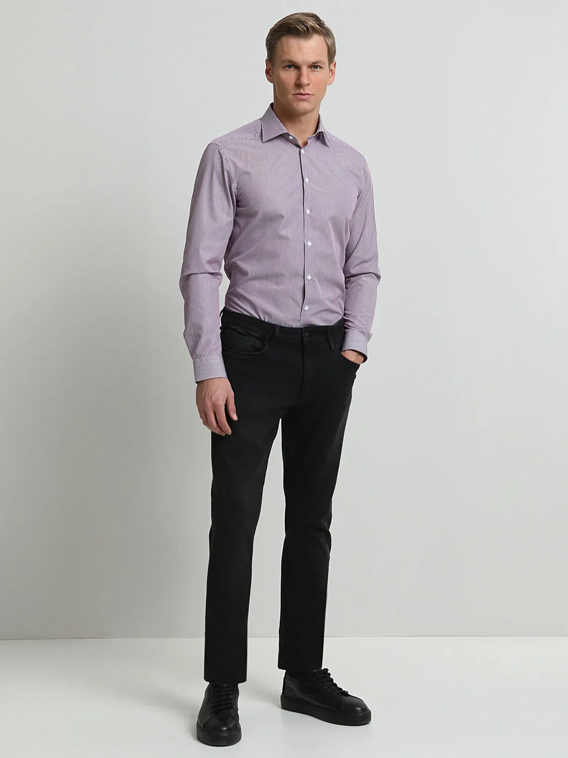 Siyah Slim Fit Denim Pamuk Karışımlı Pantolon - 1