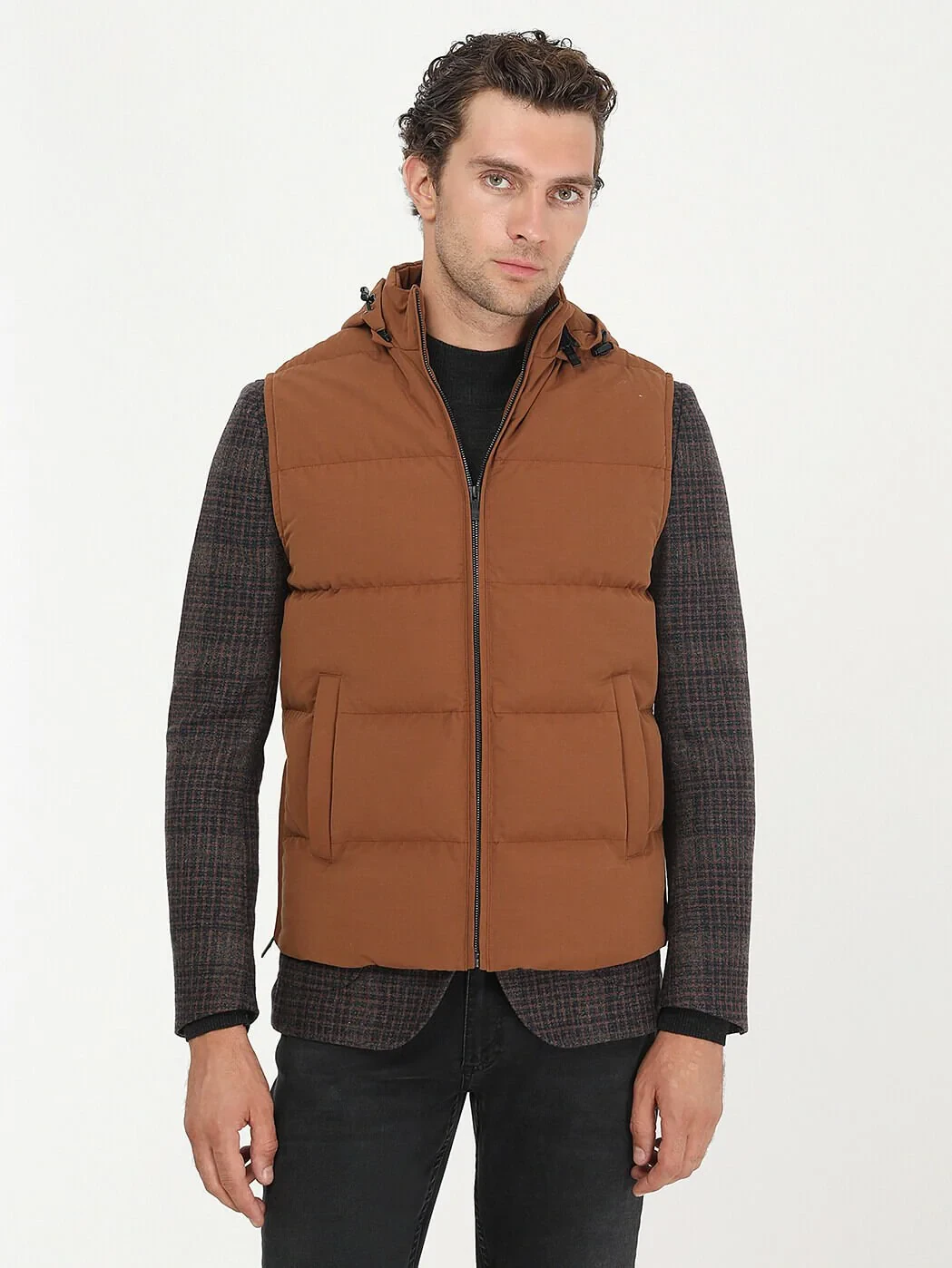Tile Red Cotton Blended Weaving Puffer Vest - 3