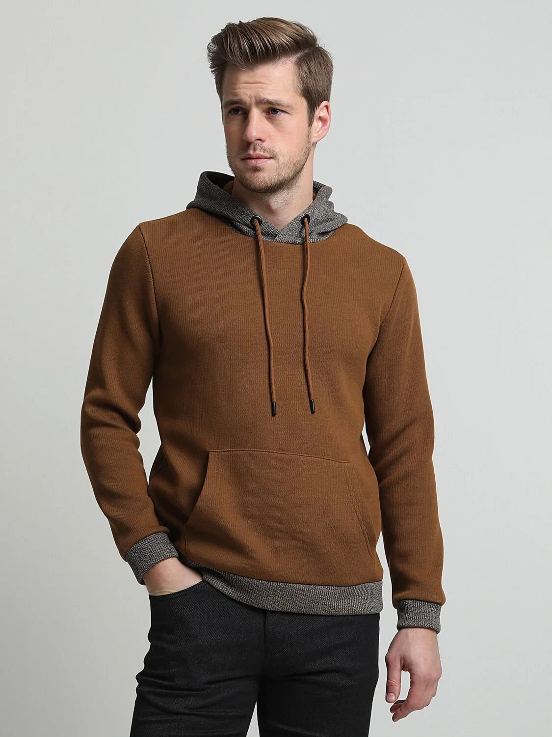 Turuncu Kapüşonlu Düz Sweatshırt - 3