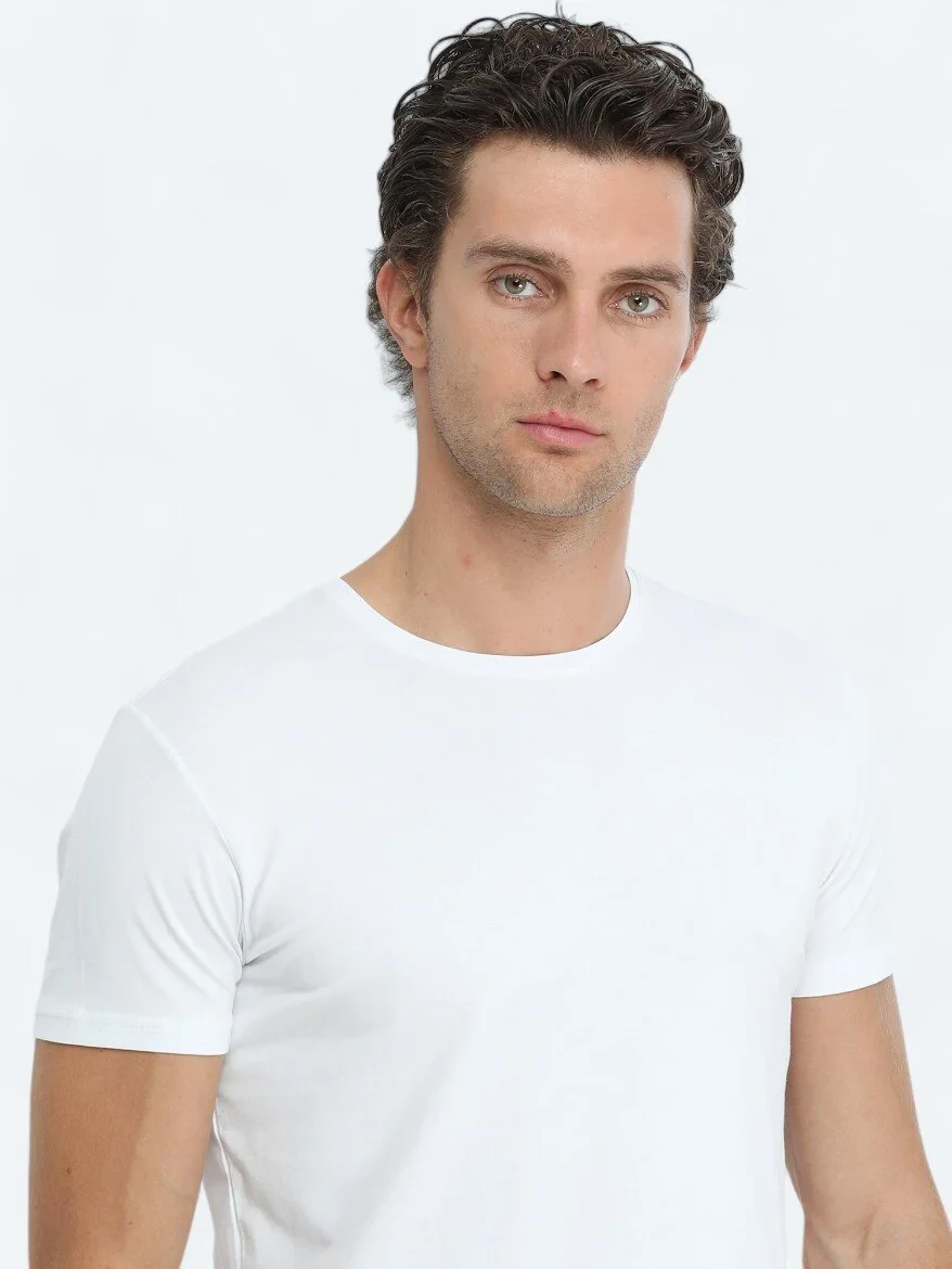 White Crew Neck Cotton Blended T-Shirt 