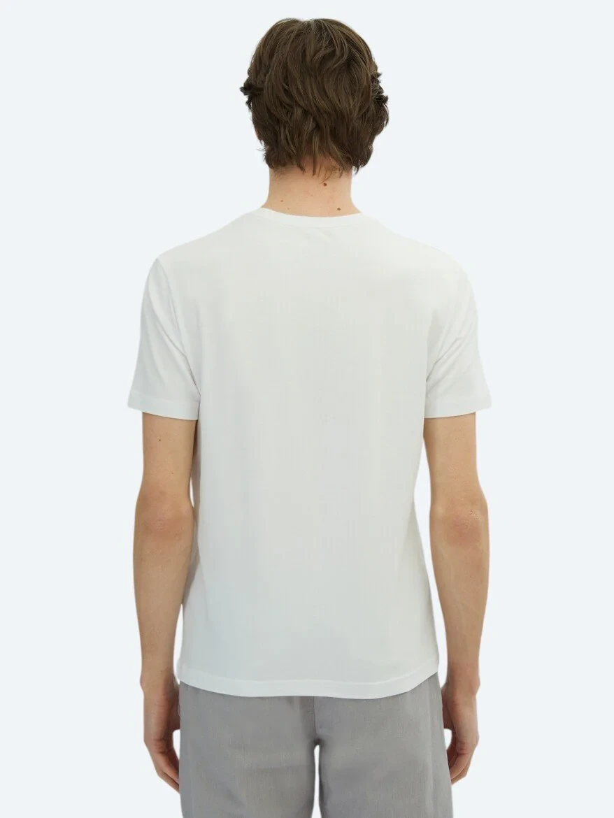 White Crew Neck Cotton Blended T-Shirt 